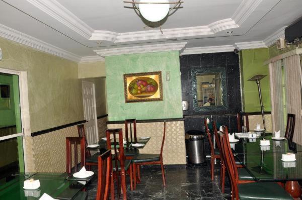 Terrace Green Hotels & Suite Lagos Esterno foto